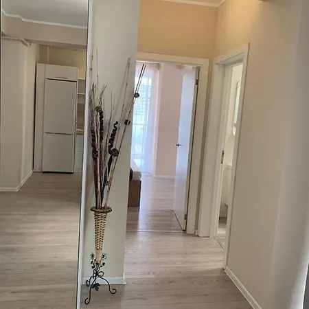 A & I Summerland Apartment Mamaia