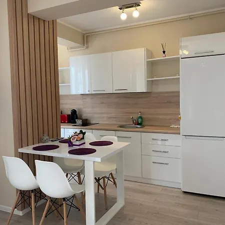 A & I Summerland Apartment * Mamaia